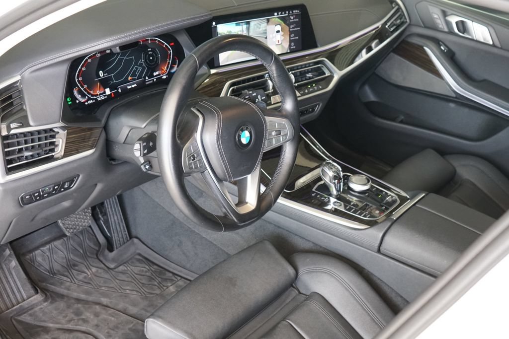 Used 2020 BMW X7 xDrive40i w/ Premium Package AWD/4WD image 4