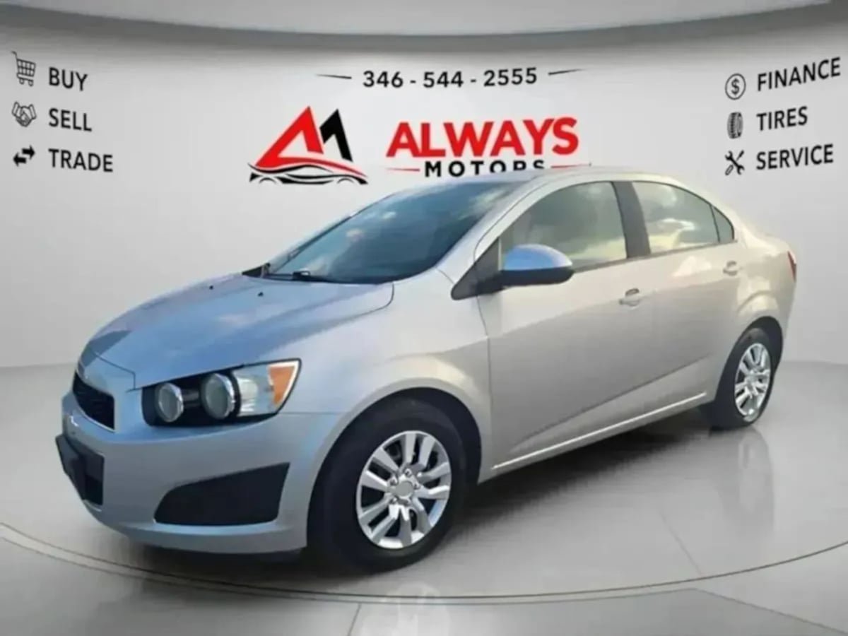 Used 2013 Chevrolet Sonic LS FWD image 36