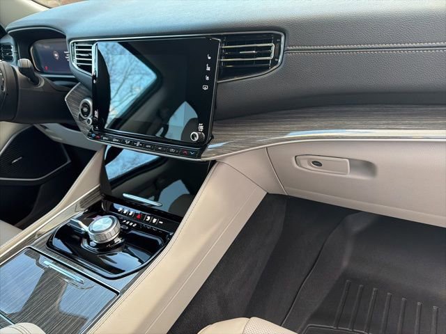 Used 2022 Jeep Wagoneer Series II image 32