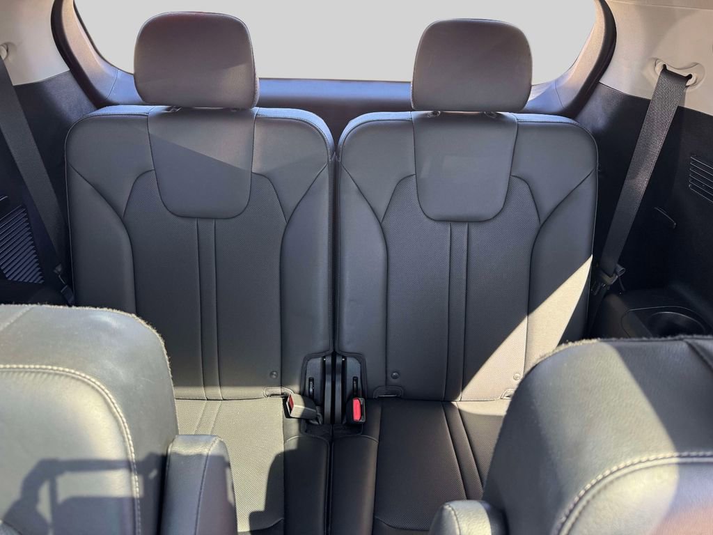 Used 2023 Kia Sorento SX Prestige image 11