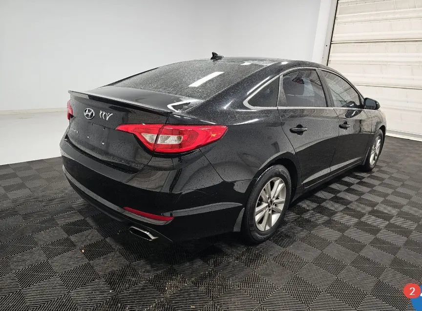 Used 2016 Hyundai Sonata SE FWD image 2