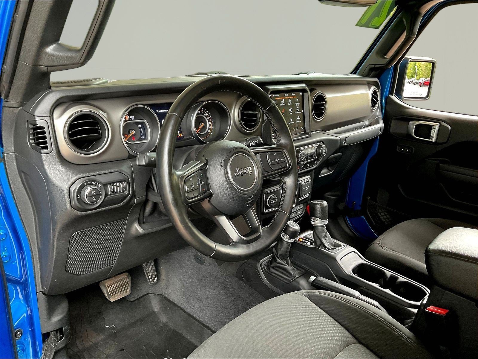 Used 2021 Jeep Gladiator Sport AWD/4WD image 18