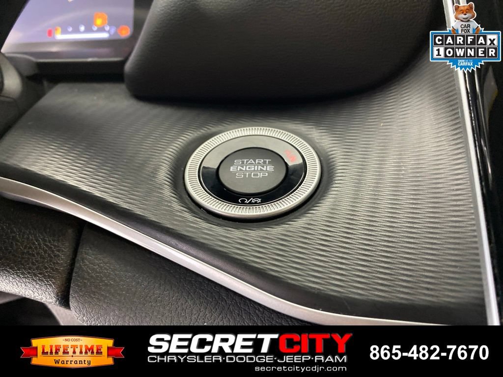 Used 2023 Jeep Grand Cherokee L Laredo AWD/4WD image 16