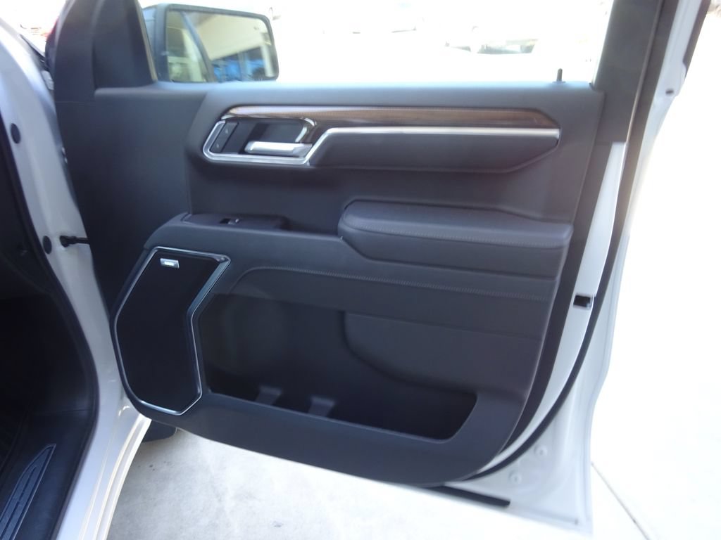 Certified 2026 Chevrolet Silverado 1500 RST w/ Safety Package AWD/4WD image 29