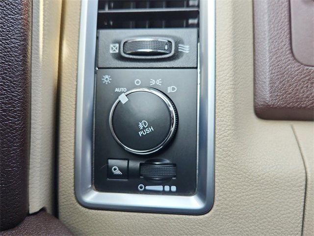 Used 2015 RAM 1500 Outdoorsman image 26