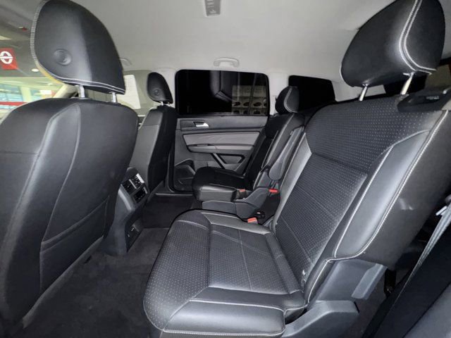 Used 2023 Volkswagen Atlas SE AWD/4WD image 17