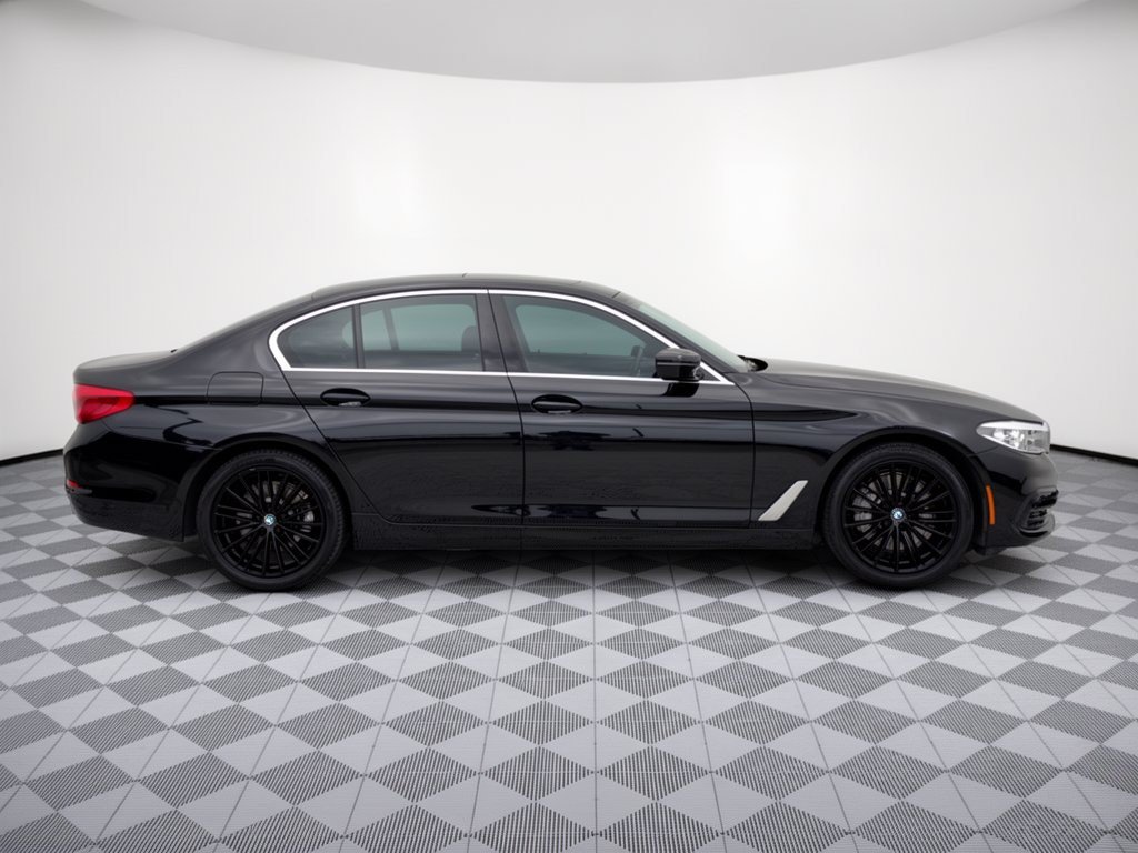Used 2020 BMW 530i w/ Convenience Package RWD image 8
