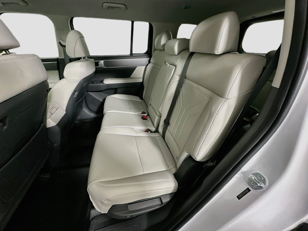 New 2027 Hyundai Santa Fe SEL w/ Tow & Go Package FWD image 16