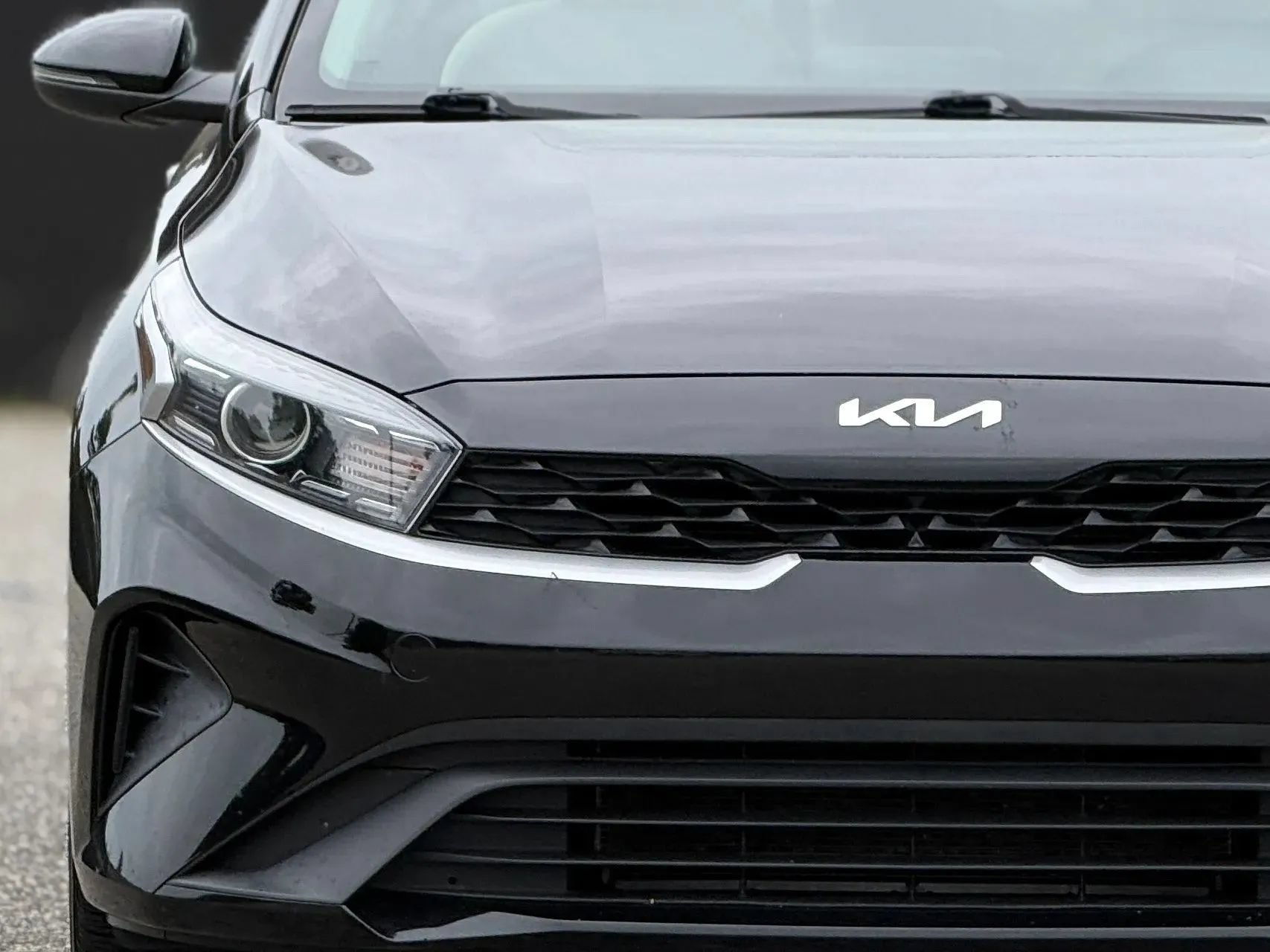 Used 2022 Kia Forte LXS w/ LXS Technology Package FWD image 11