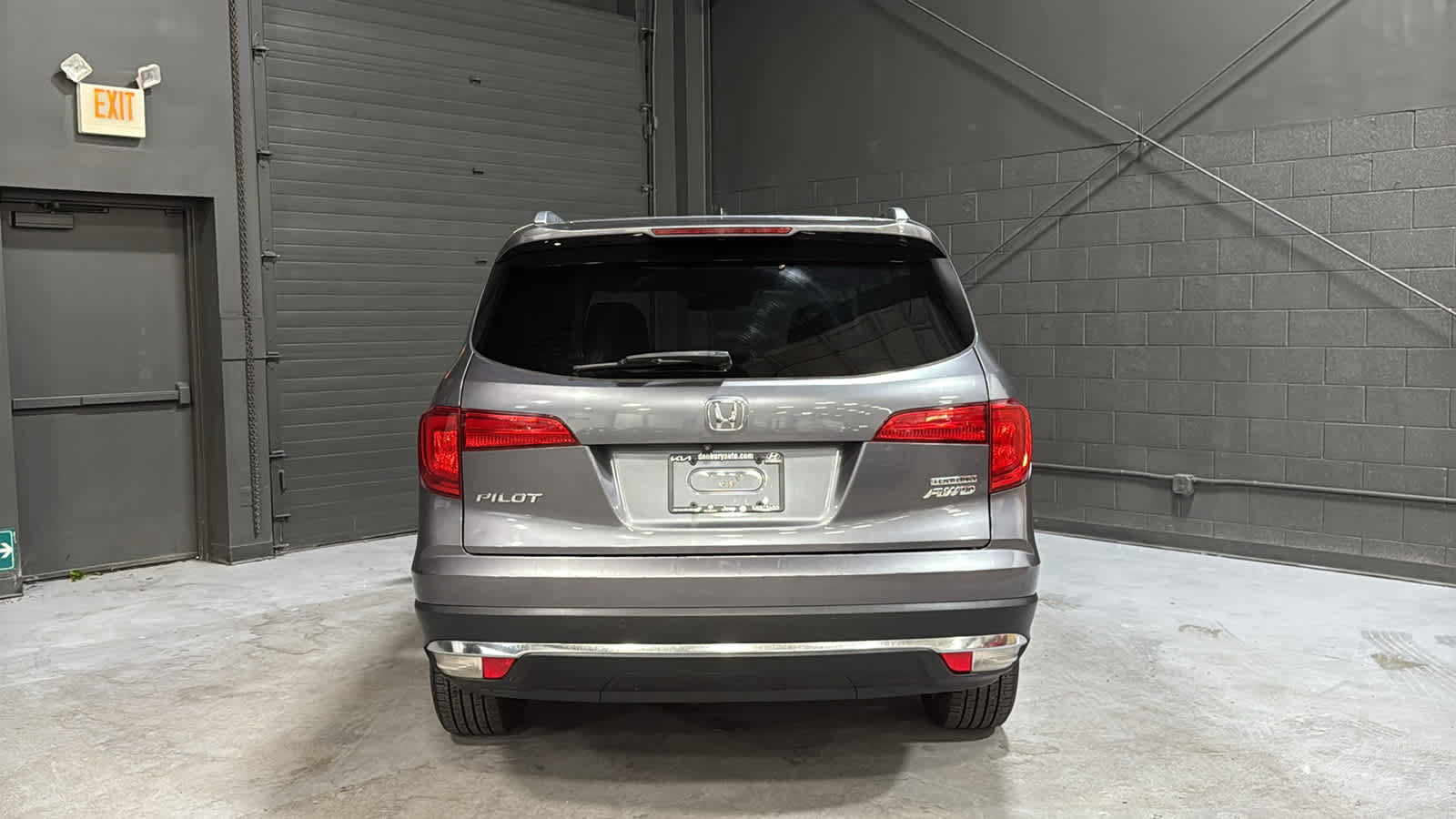 Used 2016 Honda Pilot Touring image 5