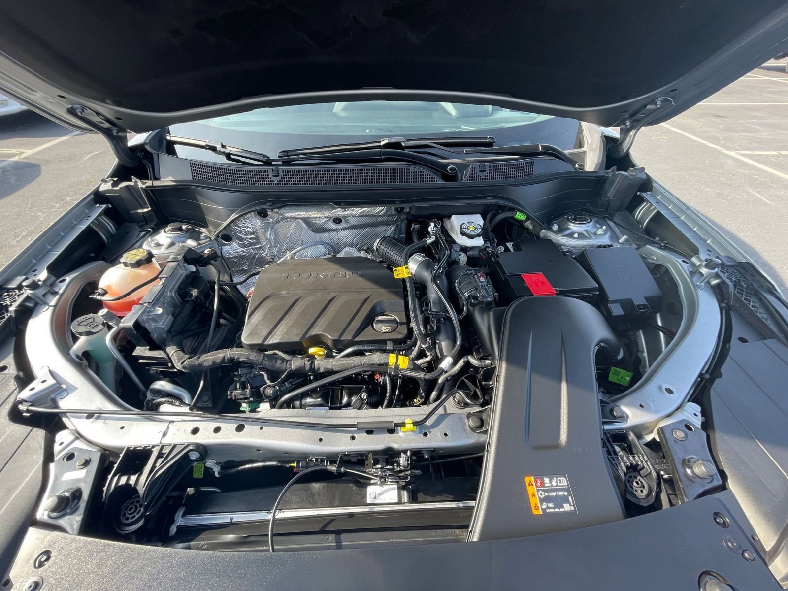 Used 2025 Chevrolet Trax LT w/ LT Convenience Package image 27