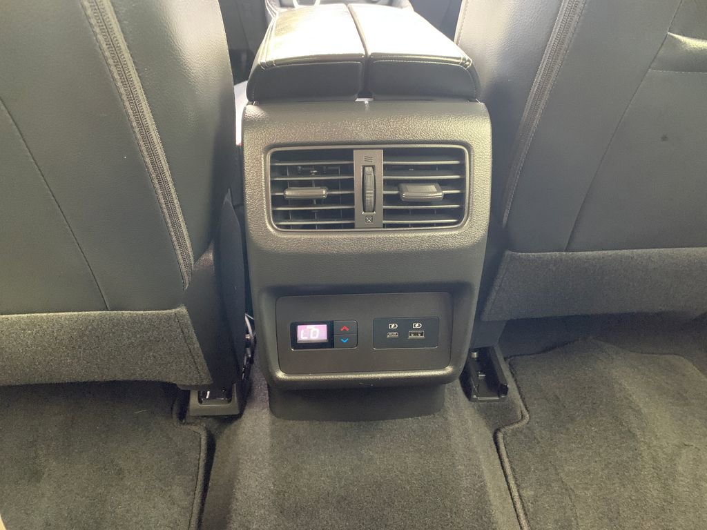 Used 2023 Nissan Rogue SL w/ SL Premium Package FWD image 20