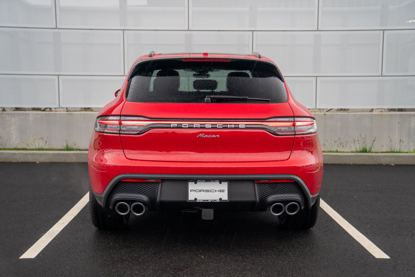 Certified 2026 Porsche Macan AWD/4WD image 7