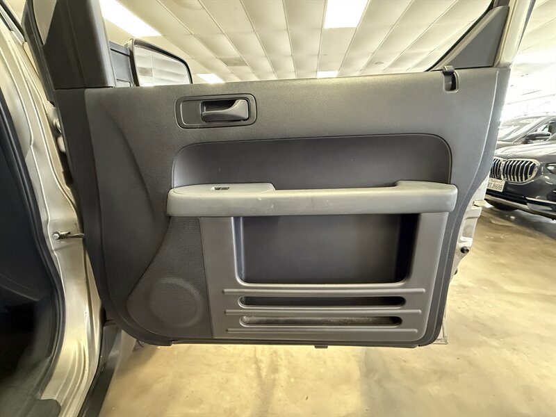 Used 2003 Honda Element EX image 7
