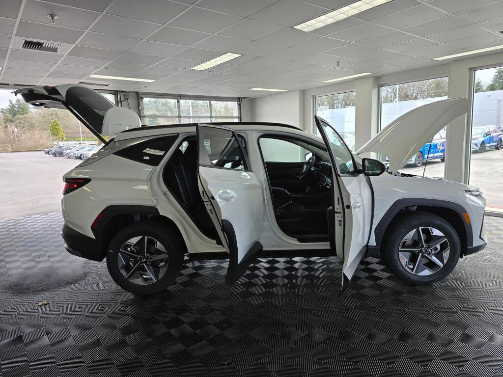 New 2026 Hyundai Tucson SEL image 16