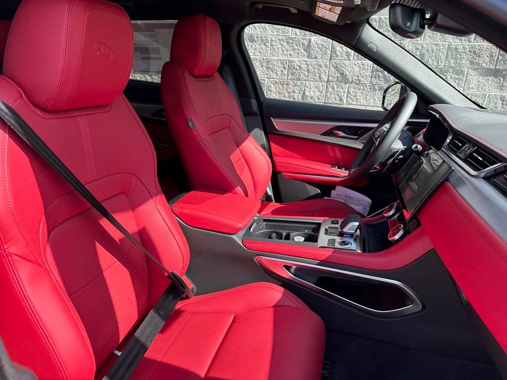 New 2026 Jaguar F-PACE R-Dynamic S image 16