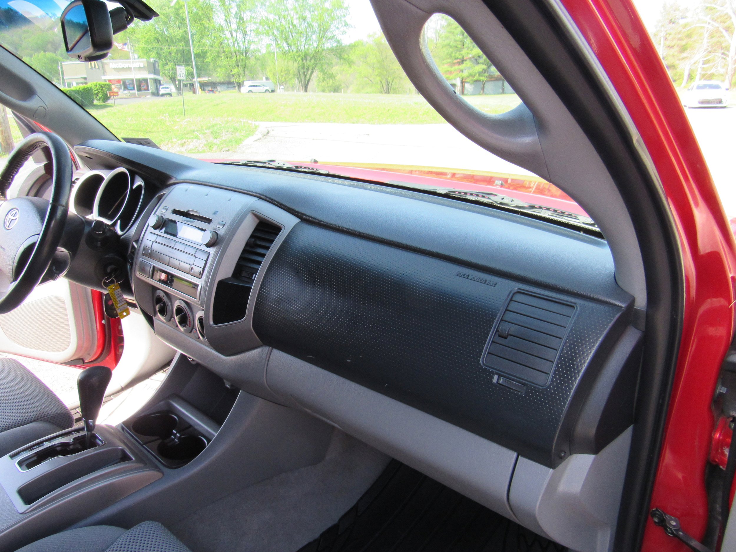 Used 2011 Toyota Tacoma 4x4 Double Cab w/ TRD Off-Road Pkg image 35