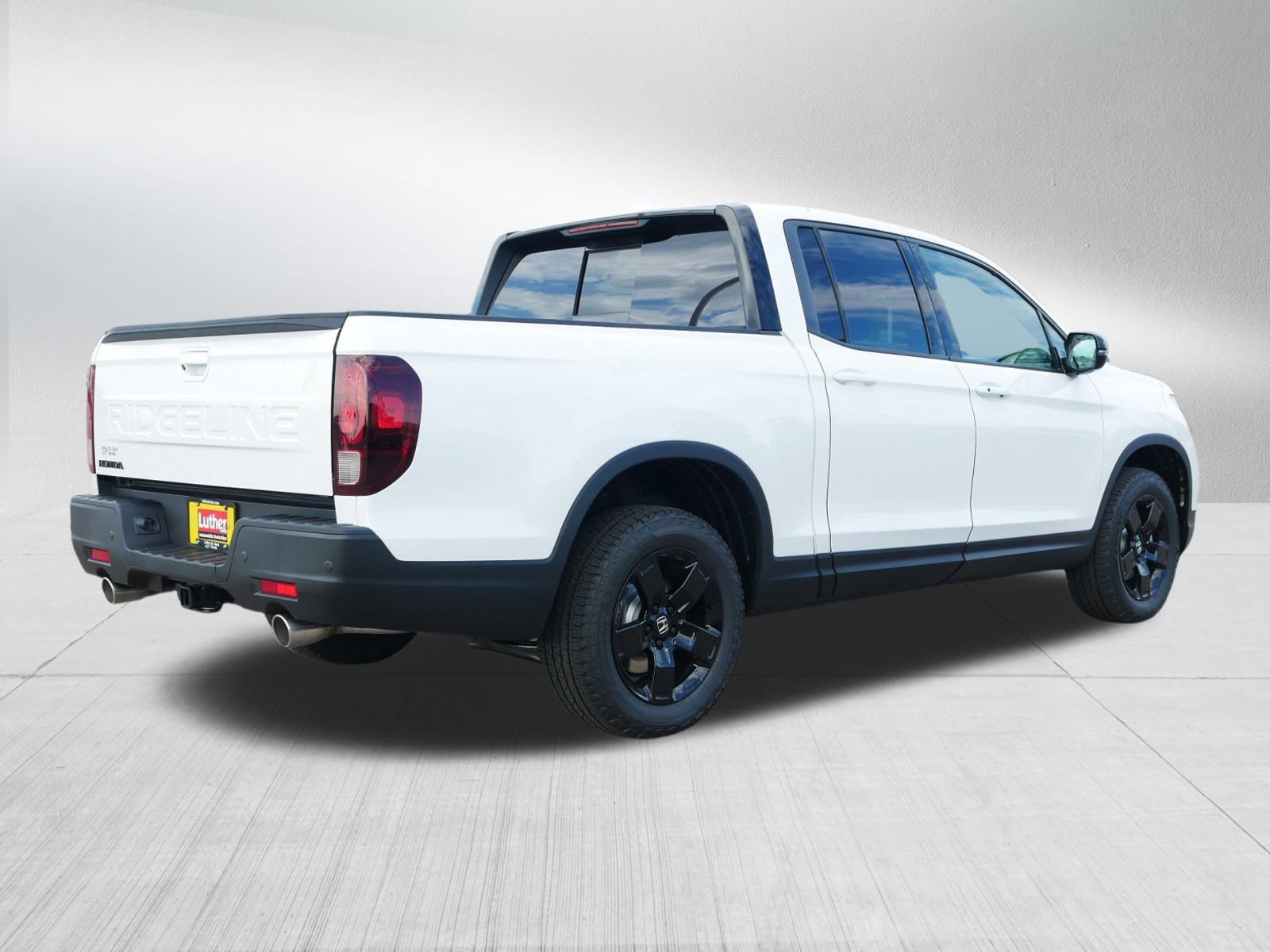 New 2026 Honda Ridgeline Black Edition image 4