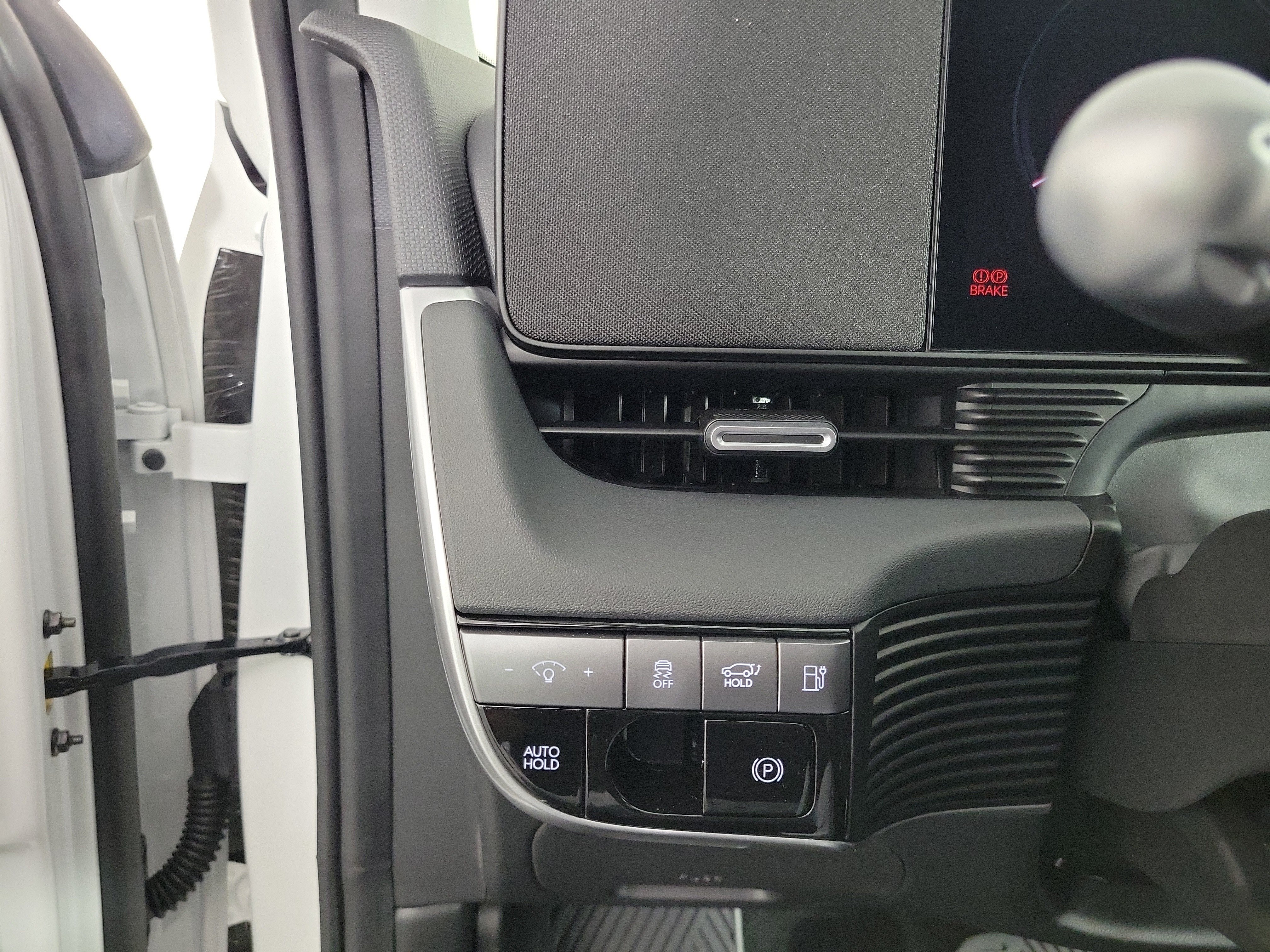 New 2026 Hyundai Ioniq 5 SEL AWD/4WD image 22