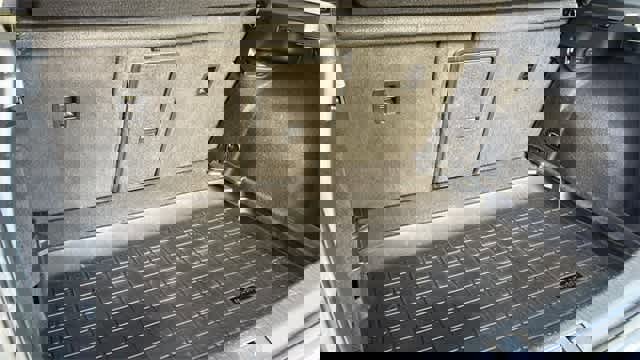 Used 2015 Volkswagen Golf S image 28