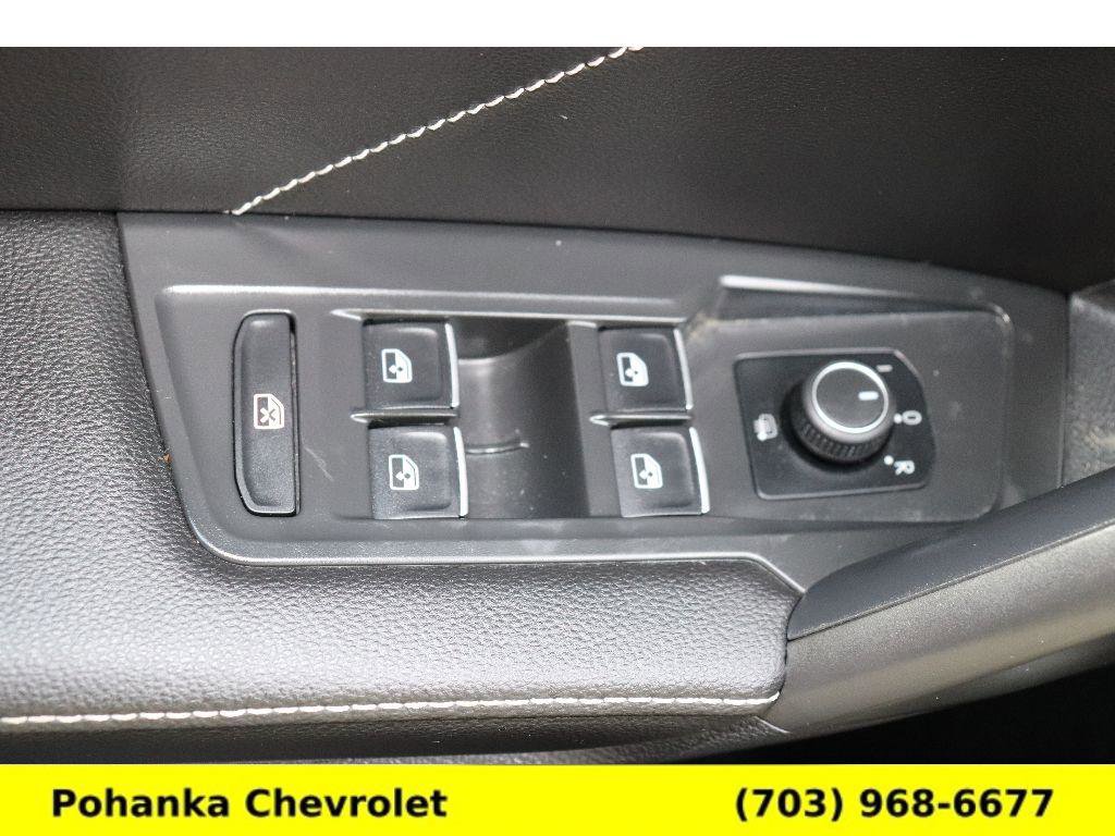 Used 2022 Volkswagen Tiguan SE AWD/4WD image 19