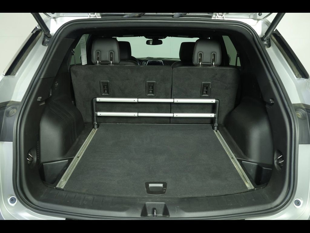 Used 2019 Chevrolet Blazer RS w/ Sun and Wheels Package image 12