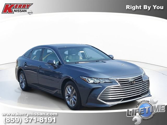 Used 2021 Toyota Avalon XLE w/ Moonroof Package FWD image 1