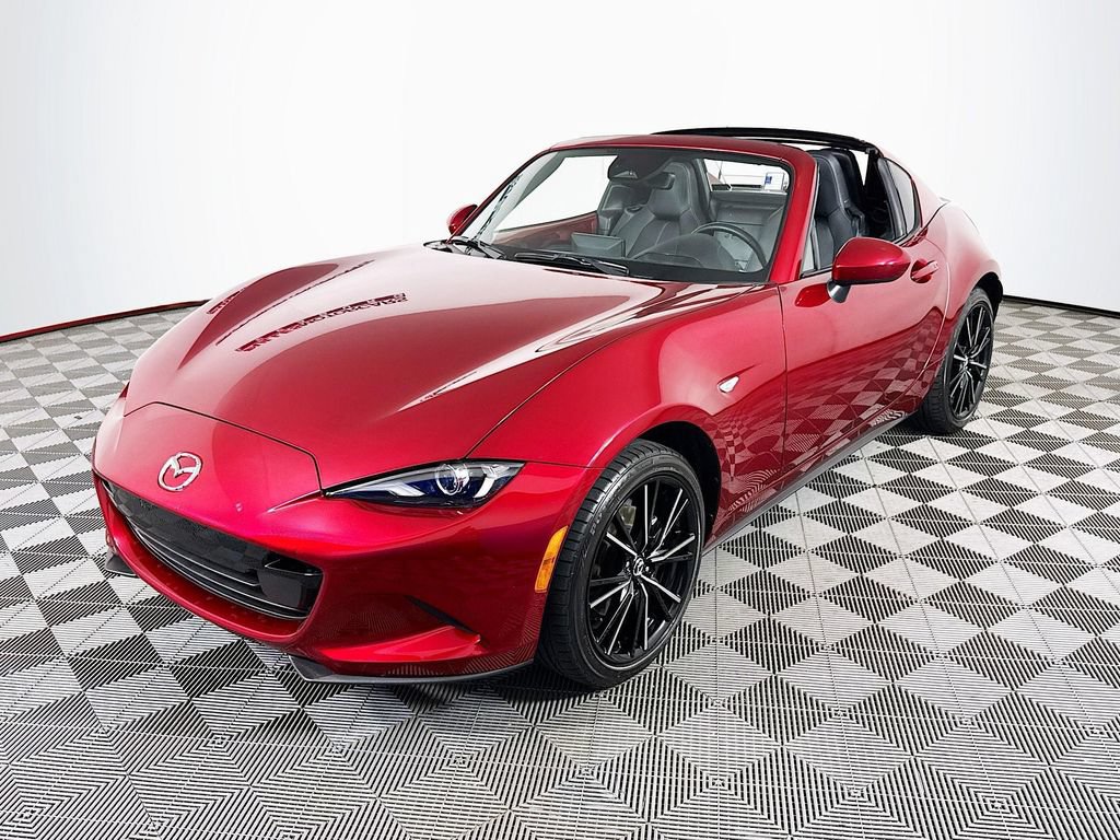 Used 2025 MAZDA MX-5 Miata RF Grand Touring RWD image 3
