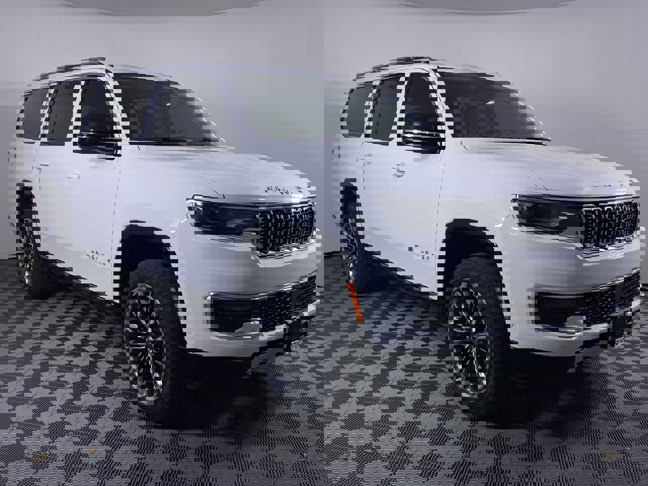 Used 2024 Jeep Wagoneer L Series III w/ Premium Group I image 22