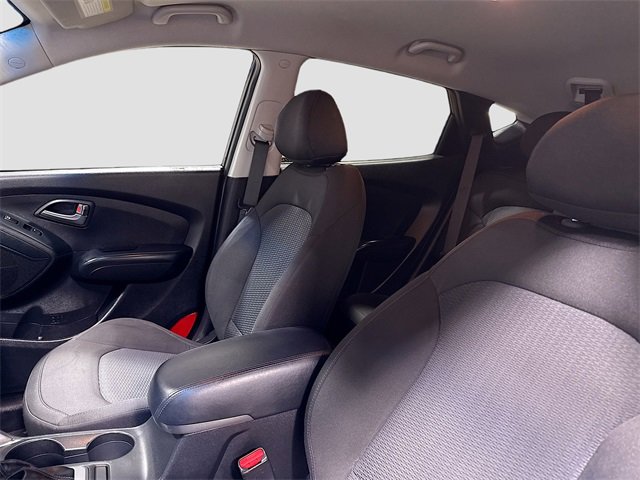 Used 2015 Hyundai Tucson GLS image 20