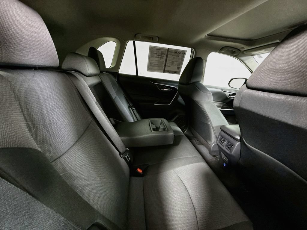 Certified 2025 Toyota RAV4 XLE w/ Convenience Package FWD image 28