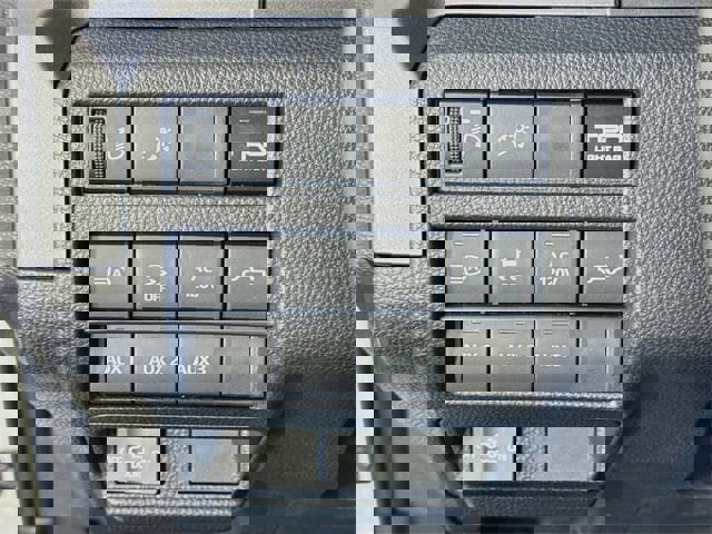 New 2025 Toyota Tacoma TRD Off-Road image 10