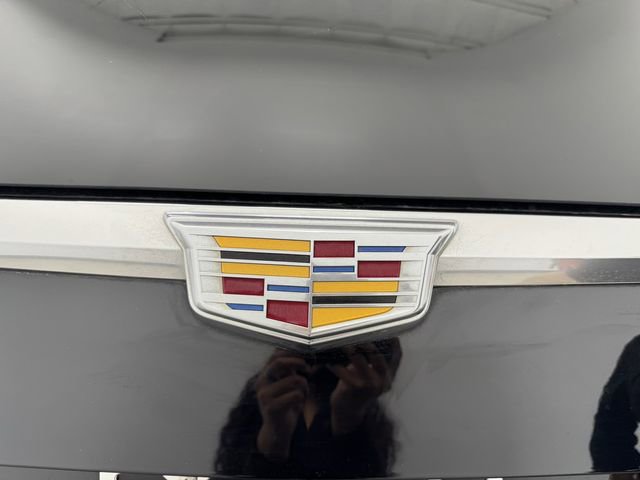 Used 2015 Cadillac Escalade Luxury RWD image 42