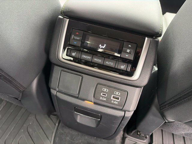 Used 2023 Subaru Ascent Onyx Edition Limited AWD/4WD image 4