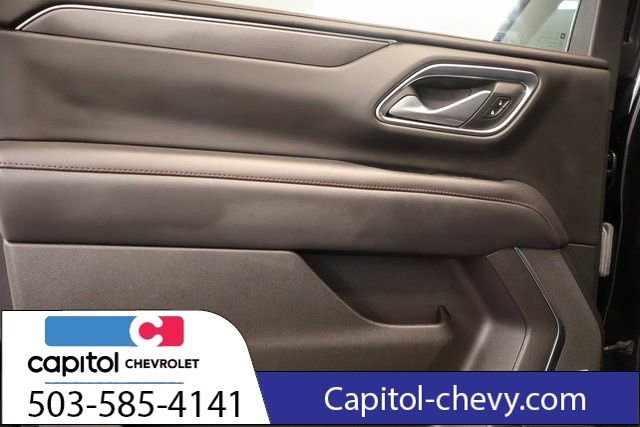 Used 2022 Chevrolet Suburban RST w/ Luxury Package AWD/4WD image 29
