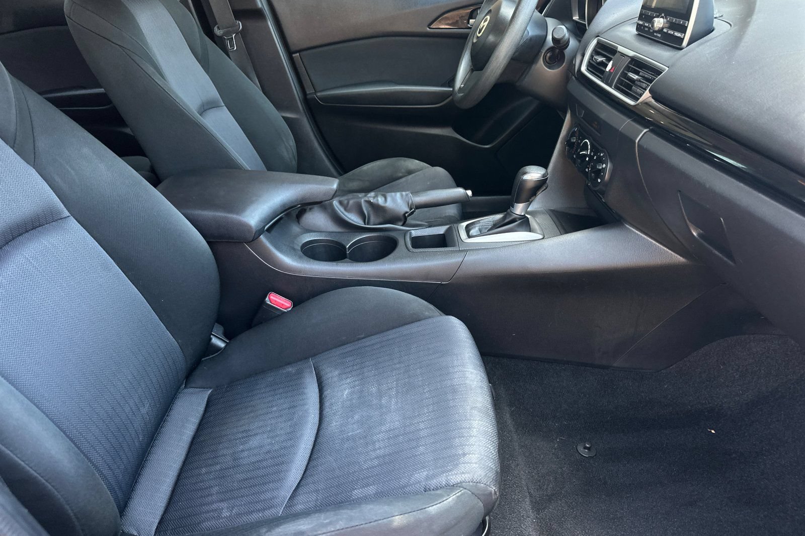 Used 2014 MAZDA MAZDA3 i Sport FWD image 15
