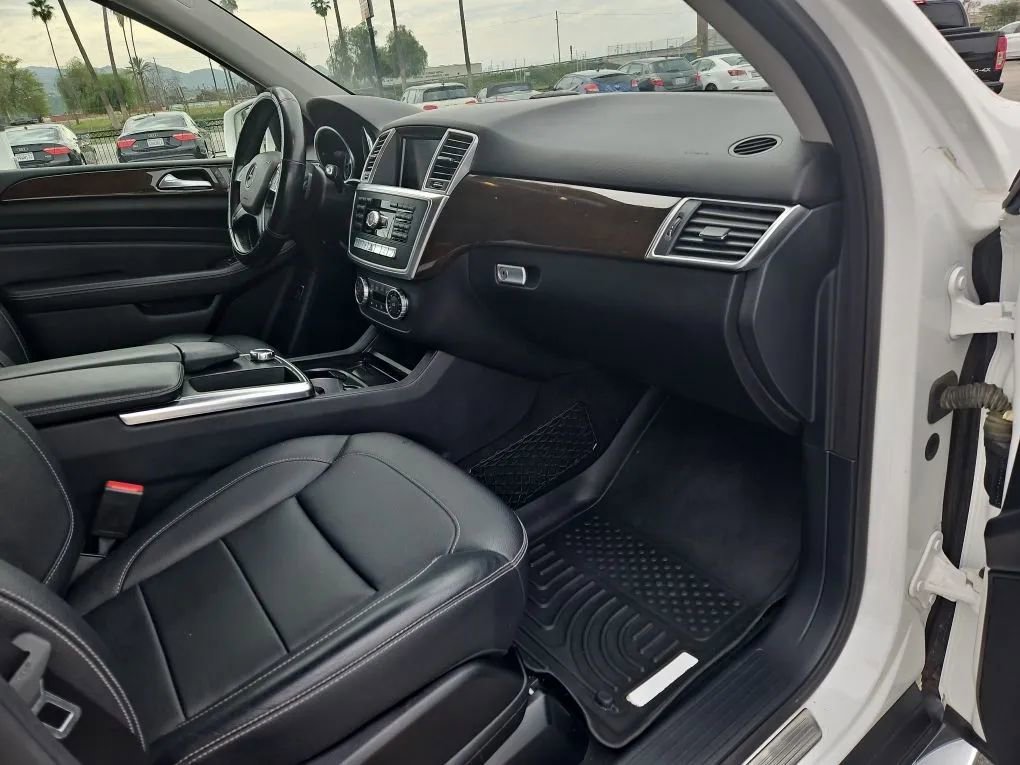 Used 2015 Mercedes-Benz ML 350 2WD w/ Premium 1 Package image 11