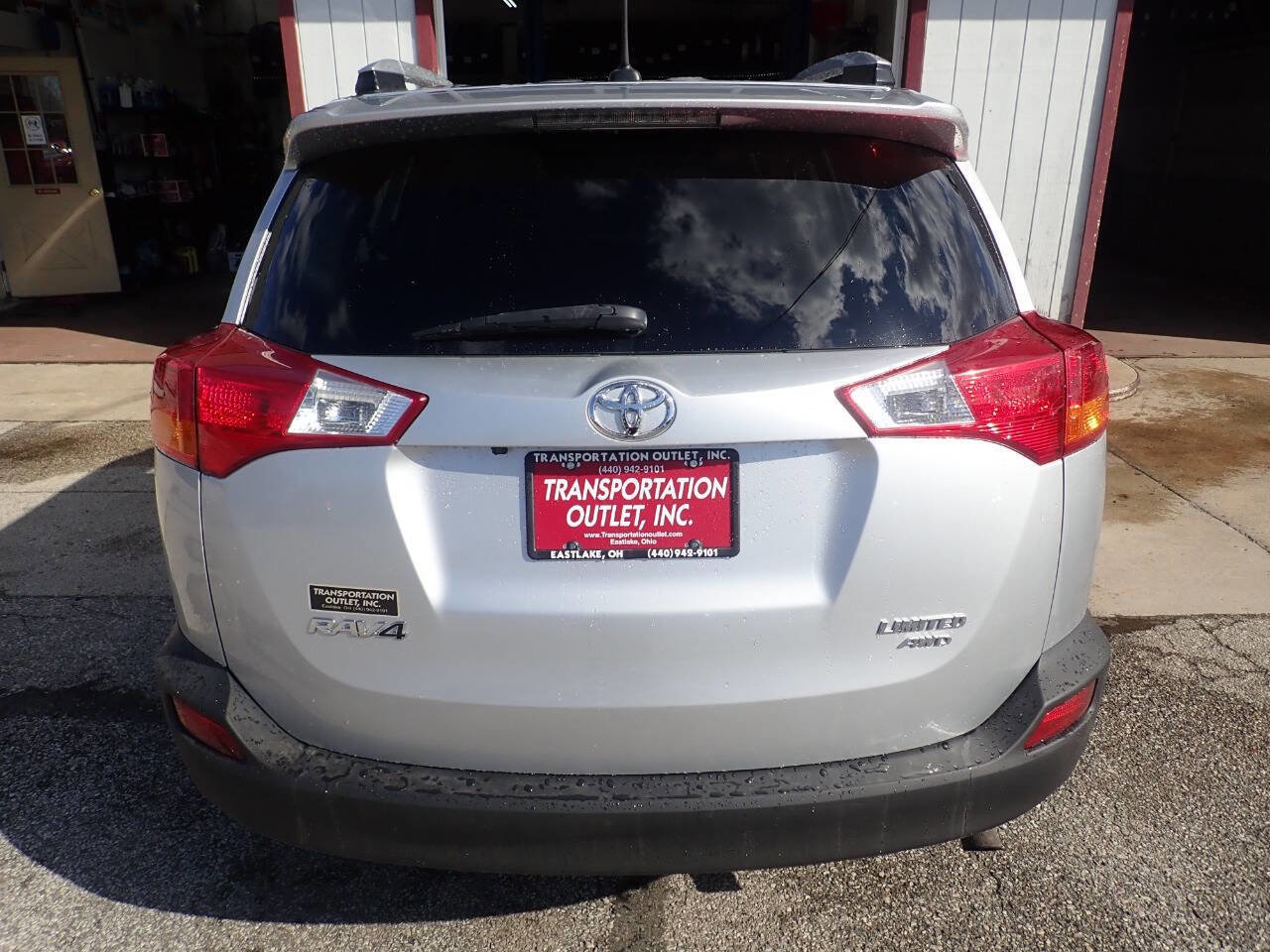 Used 2014 Toyota RAV4 Limited image 18