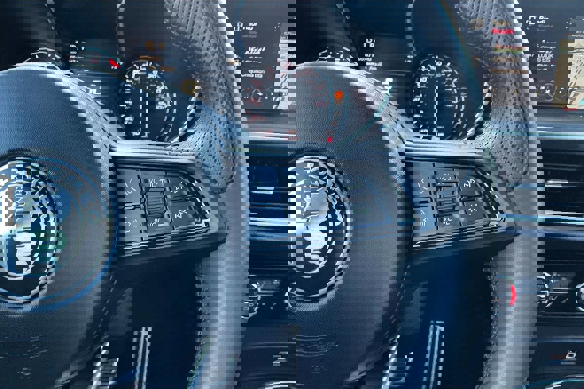 Used 2022 Alfa Romeo Stelvio Ti image 20