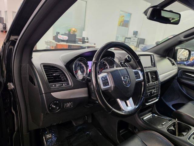 Used 2019 Dodge Grand Caravan GT FWD image 12