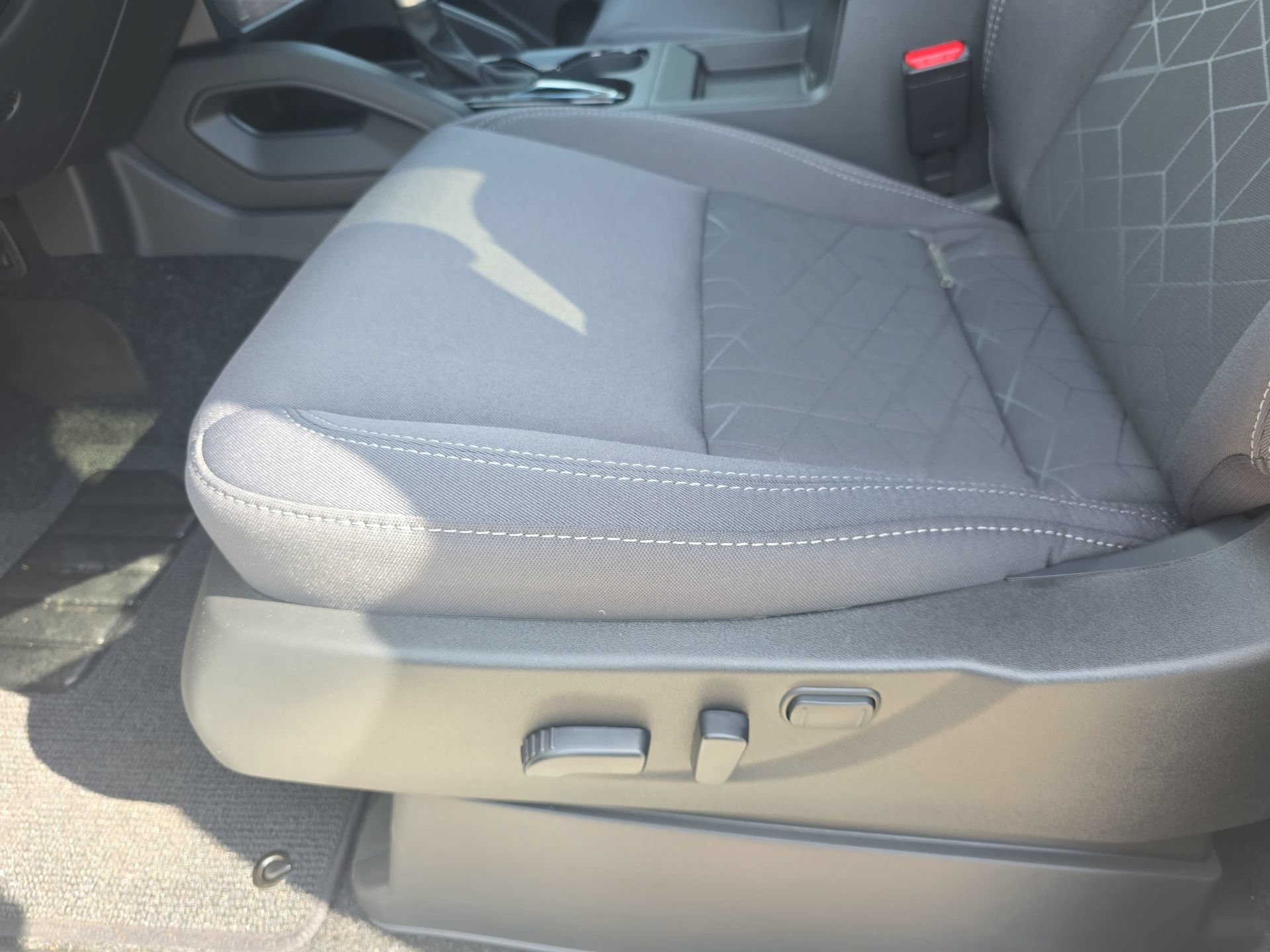 New 2026 Nissan Frontier SV w/ SV Convenience Package RWD image 27