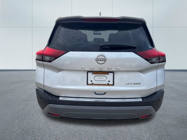 Used 2022 Nissan Rogue SV AWD/4WD image 3