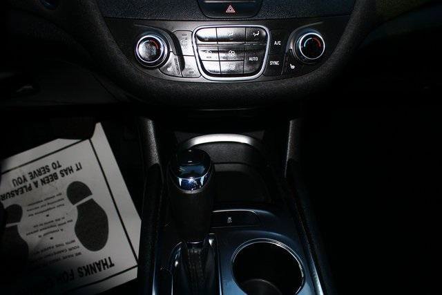 Used 2019 Chevrolet Malibu LT image 15