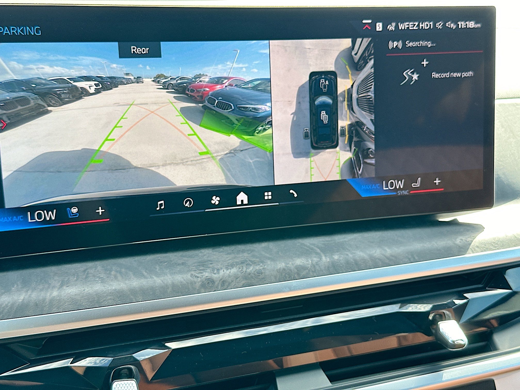 New 2025 BMW X7 M60i w/ Executive Package image 14