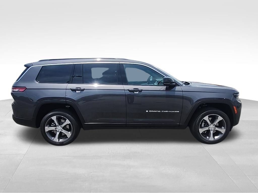 New 2026 Jeep Grand Cherokee L Limited AWD/4WD image 31
