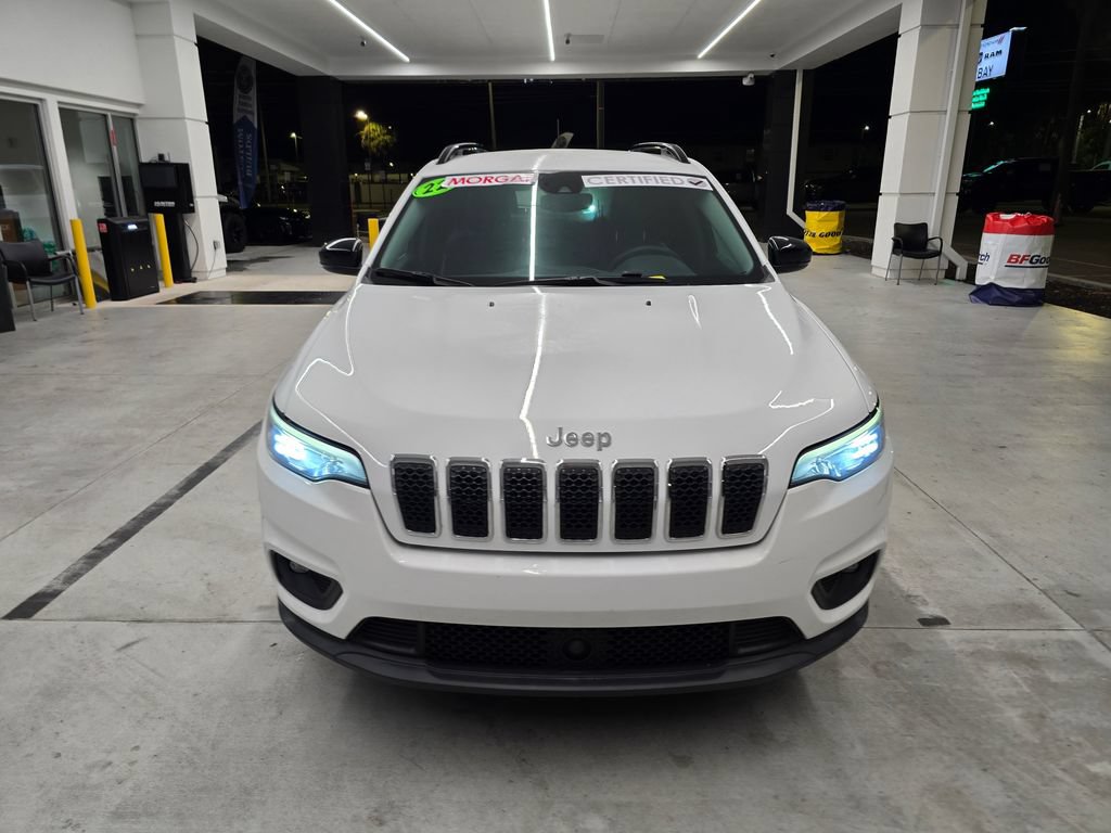 Certified 2022 Jeep Cherokee Latitude Lux FWD image 8