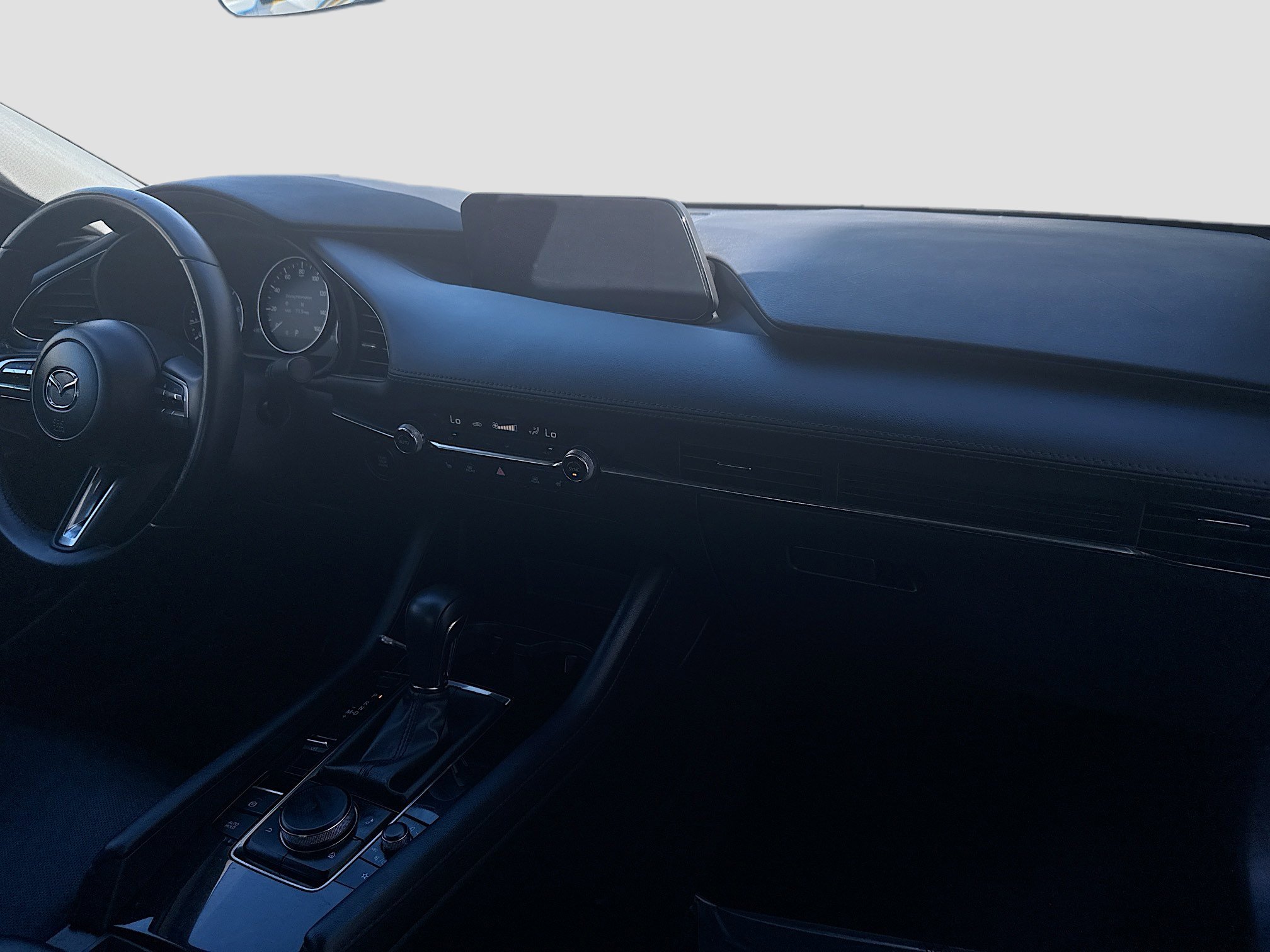 Used 2022 MAZDA MAZDA3 s image 33