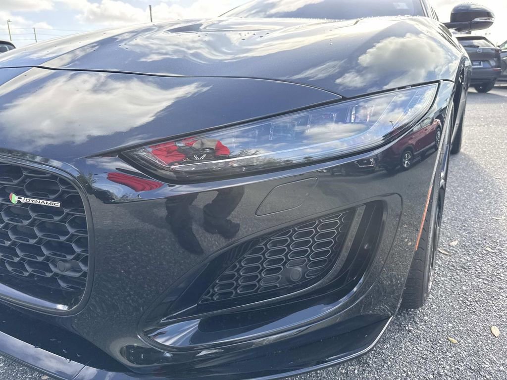 Used 2021 Jaguar F-TYPE R-Dynamic image 10