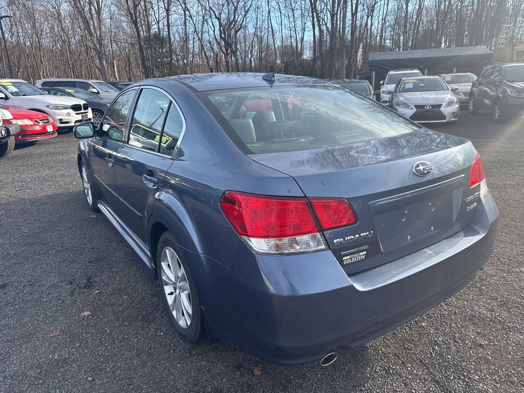 Used 2013 Subaru Legacy 3.6R Limited image 16