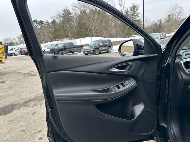 Used 2024 Buick Encore GX Preferred AWD/4WD image 20